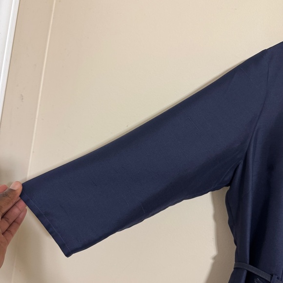 TAO Navy Blue Silk Button-Down Belted Dress size 14 Quiet Luxury Modest Career - Picture 5 of 9